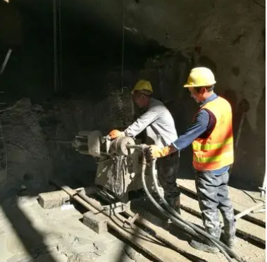 阿拉善水下抗分散灌浆料特点 水下不分散注浆料介绍